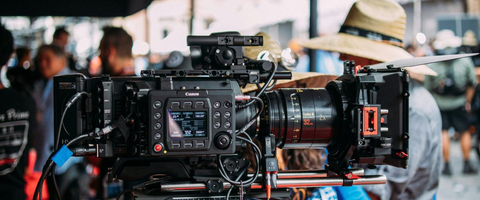 pexels-brunomassao-2443272