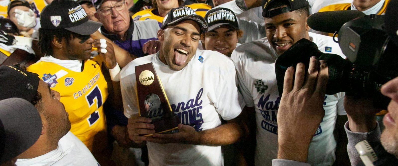 pexels-david-morris-1149400-2190139